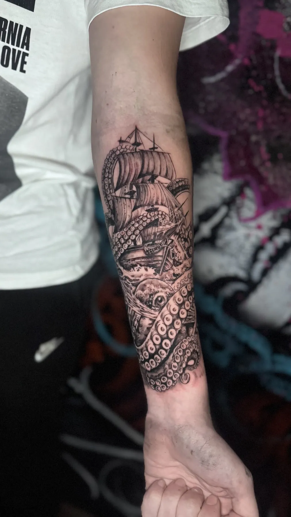 Barco y calavera en manga — Clandestine Art Studio Marmolejo